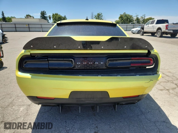 2021 Dodge Challenger R/T Scat Pack Widebody z VIN 2C3CDZFJ8MH594266, wystawiony jako Copart lot #56887575 z przebiegiem 28 748 mil mil oraz Szkoda całkowita • Salvage title. Historia ofert i sprzedaży dostępna na DreamBid. Obrazek 6.