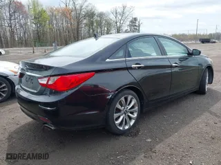 2011 Hyundai Sonata Ltd with VIN 5NPEC4AC9BH152393, listed as a IAAI auction lot 41971404 with 89,928 mi miles. Bid and sale history available at carsss.com. Image 4.