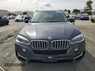 2015 BMW X5 xDrive50i z VIN 5UXKR6C5XF0J77848, wystawiony jako Copart lot #52333555 z przebiegiem 95 425 mil mil oraz Szkoda całkowita • Salvage title. Historia ofert i sprzedaży dostępna na DreamBid. Obrazek 5.