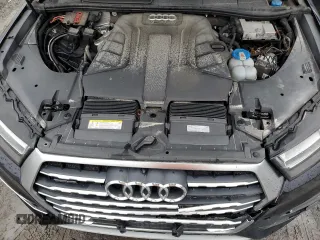2017 Audi Q7 Premium Plus with VIN WA1LAAF74HD013210, listed as a Copart auction lot 49337825 with 82,450 mi miles and Salvage Title. Bid and sale history available at DreamBid. Image 12.