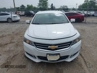 2017 Chevrolet Impala LT z VIN 2G1105S38H9161666, wystawiony jako IAAI lot #42410422 z przebiegiem 180 177 mil mil oraz . Historia ofert i sprzedaży dostępna na DreamBid. Obrazek 12.