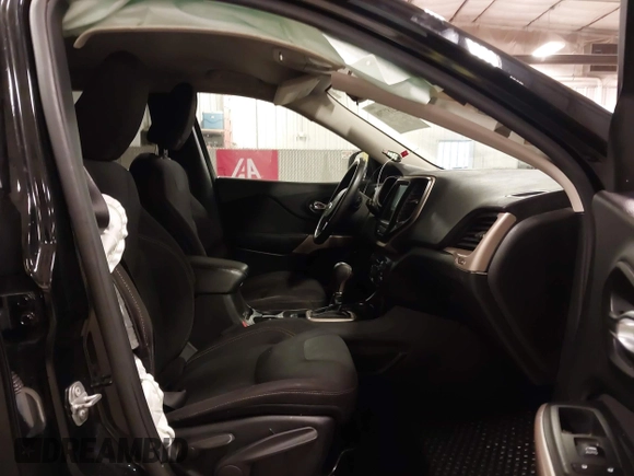 2017 Jeep Cherokee Latitude с VIN 1C4PJMCB6HD227326, выставлен на аукционе IAAI как лот 42181798 с пробегом 147 962 миль миль и . История ставок и продаж доступна на DreamBid. Изображение 5.