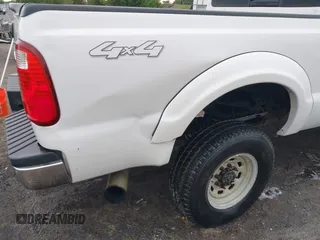 2010 Ford F-250 XL with VIN 1FTSW2BR4AEA05950, listed as a IAAI auction lot 42194490 with 279,929 mi miles and . Bid and sale history available at DreamBid. Image 6.