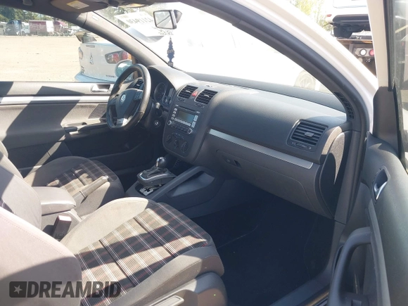 2009 Volkswagen GTI с VIN WVWFD71K29W146000, выставлен на аукционе IAAI как лот 42119430 с пробегом 101 305 миль миль и . История ставок и продаж доступна на DreamBid. Изображение 5.