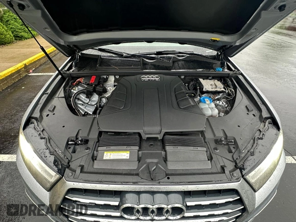 2017 Audi Q7 Premium Plus with VIN WA1LAAF70HD034782, listed as a Copart auction lot 56847135 with 136,433 mi miles and Clean title. Bid and sale history available at DreamBid. Image 7.