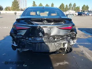 2025 Lexus ES with VIN 58ADA1C11SU059356, listed as a IAAI auction lot 41282747 with 96 mi miles. Bid and sale history available at carsss.com. Image 6.