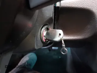 2013 Ford Mustang V6 с VIN 1ZVBP8EM8D5200645, выставлен на аукционе IAAI как лот 41035547 с пробегом 156 702 миль миль и . История ставок и продаж доступна на DreamBid. Изображение 11.