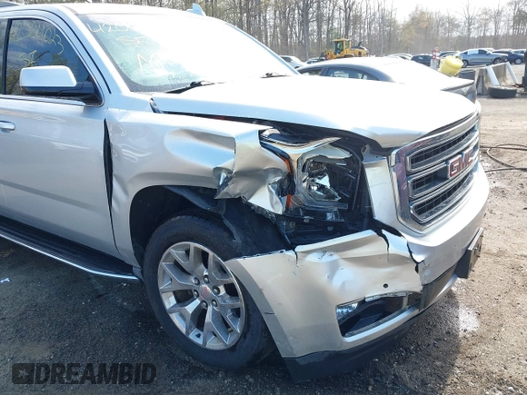 2015 GMC Yukon SLE with VIN 1GKS1AKC8FR540627, listed as a IAAI auction lot 42004023 with 128,195 mi miles. Bid and sale history available at carsss.com. Image 6.