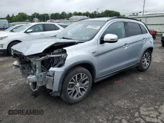 2016 Mitsubishi Outlander SEL z VIN JA4AP4AW8GZ051692, wystawiony jako Copart lot #61483965 z przebiegiem 62 556 mil mil oraz Szkoda całkowita • Salvage title. Historia ofert i sprzedaży dostępna na DreamBid. Obrazek 1.