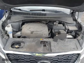 2019 Kia Sorento LX V6 with VIN 5XYPG4A57KG483060, listed as a IAAI auction lot 41420353 with NaN miles. Bid and sale history available at carsss.com. Image 10.