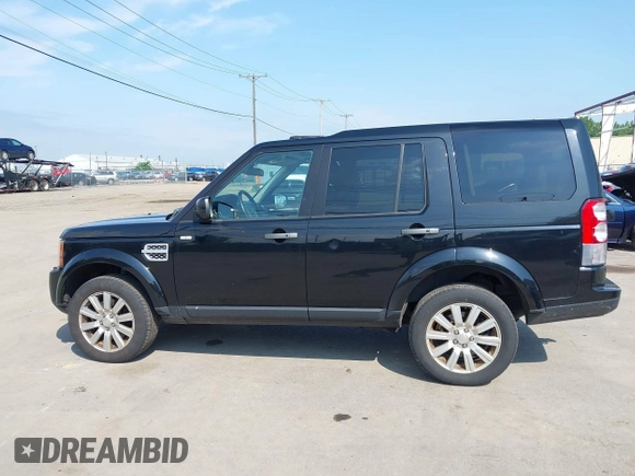 2013 Land Rover LR4 HSE с VIN SALAG2D44DA697884, выставлен на аукционе IAAI как лот 42620594 с пробегом 134 174 миль миль и . История ставок и продаж доступна на DreamBid. Изображение 14.