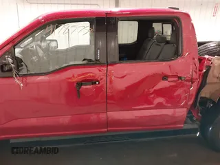 2022 Ford F-150 Lightning Pro с VIN 1FT6W1EV2NWG01661, выставлен на аукционе IAAI как лот 41785750 с пробегом 21 156 миль миль и . История ставок и продаж доступна на DreamBid. Изображение 15.
