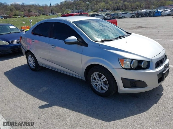 2014 Chevrolet Sonic LT with VIN 1G1JC5SH6E4234289, listed as a IAAI auction lot 41879362 with 193,067 mi miles. Bid and sale history available at carsss.com. Image 1.
