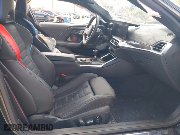 2024 BMW M2 z VIN 3MF13DM0XR8D99996, wystawiony jako IAAI lot #42042486 z przebiegiem 8120 mil mil oraz . Historia ofert i sprzedaży dostępna na DreamBid. Obrazek 5.