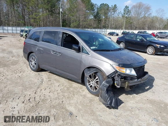 2013 Honda Odyssey EX-L with VIN 5FNRL5H62DB035649, listed as a IAAI auction lot 41849123 with 176,392 mi miles and . Bid and sale history available at carsss.com. Image 1.
