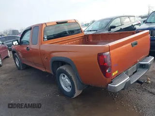 2005 GMC Canyon SLE Z85 with VIN 1GTCS196858102742, listed as a IAAI auction lot 41714279 with 166,436 mi miles. Bid and sale history available at carsss.com. Image 3.