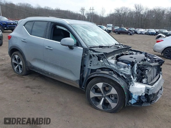 2024 Volvo XC40 Plus Bright Theme with VIN YV4L12UE4R2307794, listed as a IAAI auction lot 41694542 with 11,516 mi miles. Bid and sale history available at carsss.com. Image 1.
