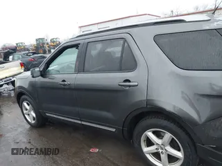 2018 Ford Explorer XLT with VIN 1FM5K7DH9JGC25899, listed as a IAAI auction lot 41661895 with 59,397 mi miles and . Bid and sale history available at DreamBid. Image 14.