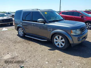 2015 Land Rover LR4 Lux z VIN SALAK2V68FA748157, wystawiony jako IAAI lot #42220888 z przebiegiem 105 062 mil mil oraz . Historia ofert i sprzedaży dostępna na DreamBid. Obrazek 1.