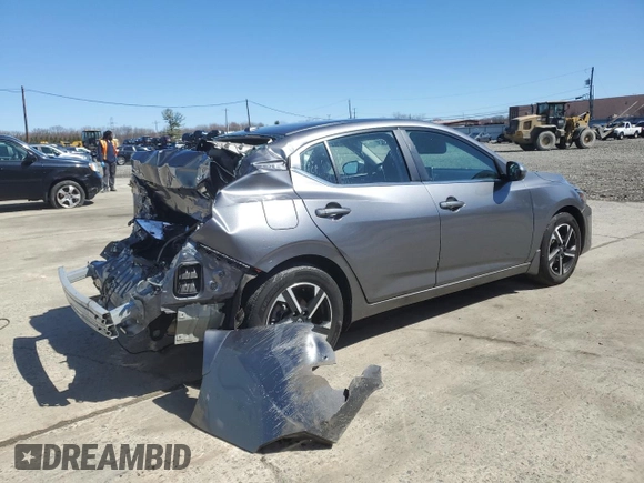 2024 Nissan Sentra SV z VIN 3N1AB8CV7RY210170, wystawiony jako Copart lot #50139085 z przebiegiem 27 170 mil mil oraz Szkoda całkowita • Salvage title. Historia ofert i sprzedaży dostępna na DreamBid. Obrazek 3.