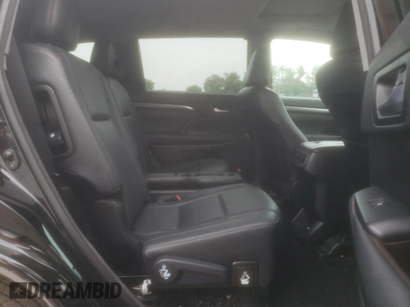 2017 Toyota Highlander Limited with VIN 5TDDZRFH0HS403090, listed as a Copart auction lot 61037445 with 113,703 mi miles and Salvage title. Bid and sale history available at DreamBid. Image 11.