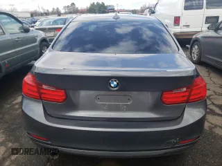 2013 BMW 3 Series 320i xDrive с VIN WBA3C3C59DF982009, выставлен на аукционе Copart как лот 51833065 с пробегом 191 573 миль миль и Чистый • Clean title. История ставок и продаж доступна на DreamBid. Изображение 6.