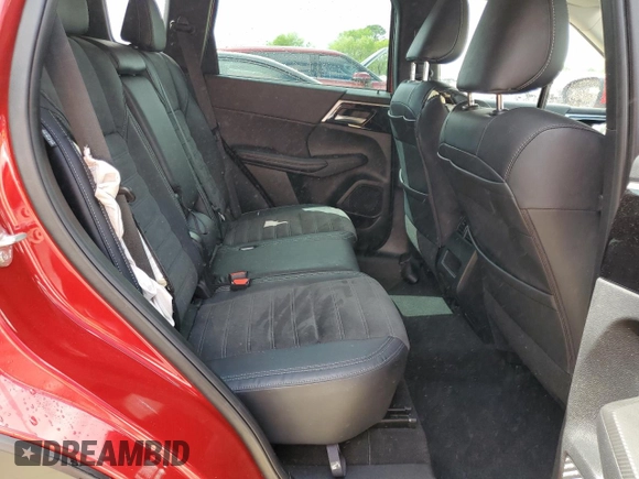 2023 Mitsubishi Outlander SE z VIN JA4J3UA84PZ033266, wystawiony jako Copart lot #52036295 z przebiegiem 17 793 mil mil oraz Szkoda całkowita • Salvage title. Historia ofert i sprzedaży dostępna na DreamBid. Obrazek 11.