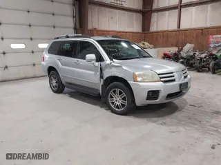 2004 Mitsubishi Endeavor LS with VIN 4A4MN21S94E009506, listed as a IAAI auction lot 41944936 with 145,746 mi miles. Bid and sale history available at carsss.com. Image 1.