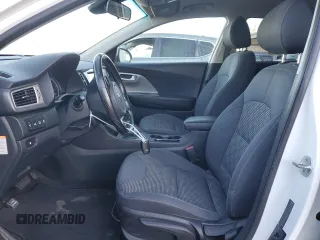 2019 Kia Niro LX with VIN KNDCB3LC2K5346717, listed as a Copart auction lot 45313825 with 122,338 mi miles and Salvage Title. Bid and sale history available at DreamBid. Image 7.