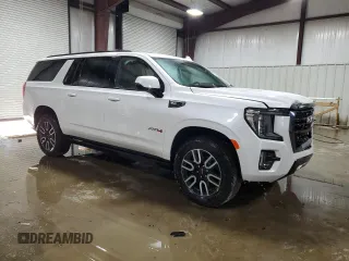 2024 GMC Yukon XL AT4 with VIN 1GKS2HKD8RR211249, listed as a Copart auction lot 74127264 with 9,091 mi miles and Salvage Title. Bid and sale history available at carsss.com. Image 4.