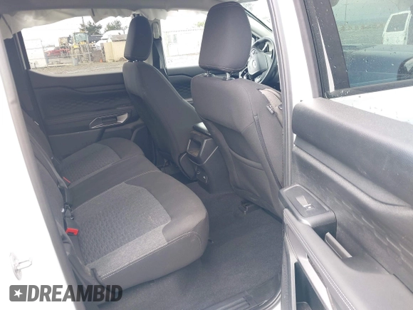2024 Ford Ranger with VIN 1FTER4HP7RLE46467, listed as a IAAI auction lot 41901621 with 2,137 mi miles and . Bid and sale history available at DreamBid. Image 8.
