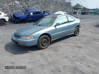 1995 Honda Accord EX with VIN 1HGCD7252SA016119, listed as a IAAI auction lot 41594325 with 231,799 mi miles and . Bid and sale history available at carsss.com. Image 2.
