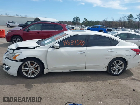 2015 Nissan Altima SL with VIN 1N4BL3AP1FC448712, listed as a IAAI auction lot 41834580 with 165,633 mi miles and . Bid and sale history available at carsss.com. Image 14.