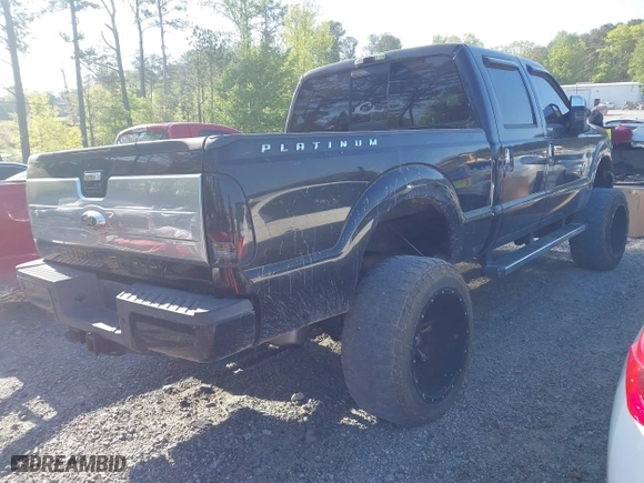 2014 Ford Super Duty F-250 SRW XL with VIN 1FT7W2BT5EEA71043, listed as a IAAI auction lot 42012200 with 204,793 mi miles. Bid and sale history available at carsss.com. Image 4.