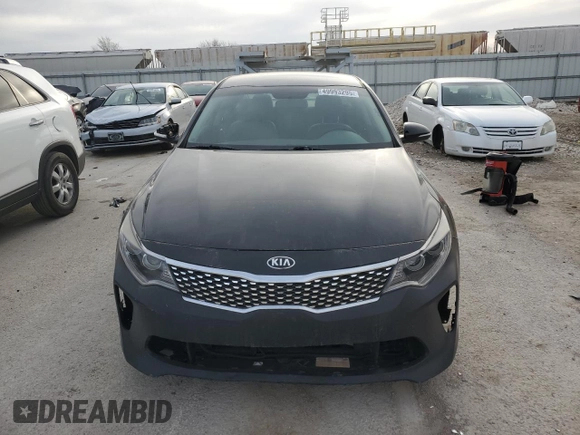 2016 Kia Optima EX z VIN 5XXGU4L30GG058389, wystawiony jako Copart lot #49993295 z przebiegiem 78 445 mil mil oraz Szkoda całkowita • Salvage title. Historia ofert i sprzedaży dostępna na DreamBid. Obrazek 5.