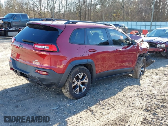 2014 Jeep Cherokee Trailhawk z VIN 1C4PJMBS8EW186277, wystawiony jako IAAI lot #41245653 z przebiegiem Nie podano mil oraz . Historia ofert i sprzedaży dostępna na DreamBid. Obrazek 4.