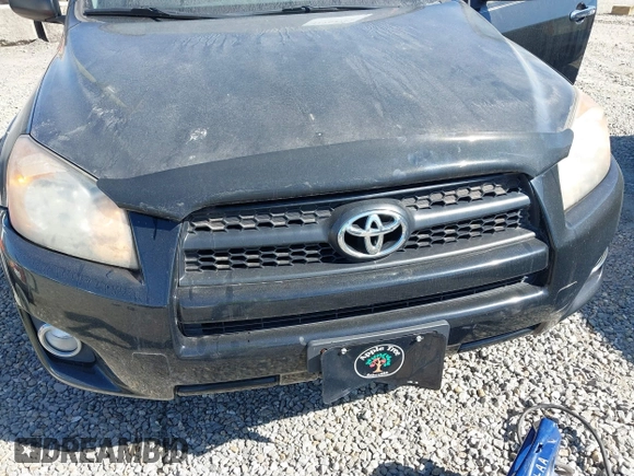 2010 Toyota RAV4 Sport with VIN 2T3RF4DV0AW037873, listed as a IAAI auction lot 41764753 with 209,074 mi miles. Bid and sale history available at carsss.com. Image 6.