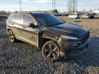 2016 Jeep Cherokee Altitude with VIN 1C4PJLASXGW336386, listed as a Copart auction lot 89150355 with 95,744 mi miles and Salvage title. Bid and sale history available at DreamBid. Image 4.