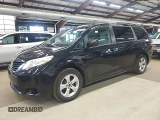 2014 Toyota Sienna LE AAS z VIN 5TDKK3DC9ES524468, wystawiony jako Copart lot #58170535 z przebiegiem 228 172 mil mil oraz Tytuł czysty. Historia ofert i sprzedaży dostępna na DreamBid. Obrazek 1.