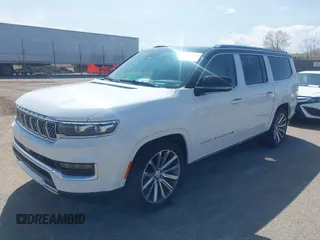 2023 Jeep Grand Wagoneer Series II с VIN 1C4SJSFP4PS556932, выставлен на аукционе IAAI как лот 41949734 с пробегом 63 281 миль миль и . История ставок и продаж доступна на DreamBid. Изображение 18.