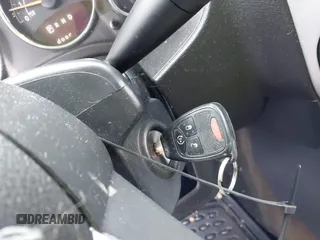 2017 Jeep Compass Latitude с VIN 1C4NJDEBXHD100521, выставлен на аукционе IAAI как лот 40924755 с пробегом 94 505 миль миль и . История ставок и продаж доступна на DreamBid. Изображение 11.