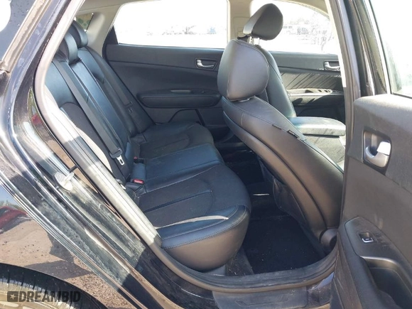 2018 Kia Optima S with VIN 5XXGT4L32JG253680, listed as a IAAI auction lot 41982361 with 204,237 mi miles. Bid and sale history available at carsss.com. Image 8.
