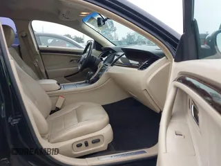 2015 Ford Taurus Limited с VIN 1FAHP2F8XFG108591, выставлен на аукционе IAAI как лот 42291895 с пробегом 215 401 миль миль и . История ставок и продаж доступна на DreamBid. Изображение 5.