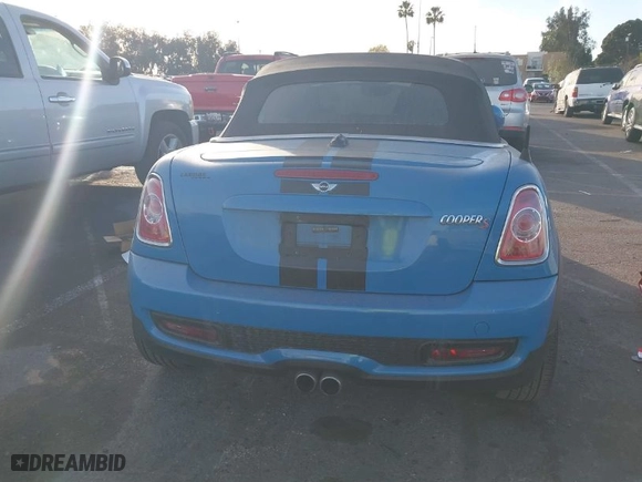 2013 MINI Cooper Roadster S with VIN WMWSY3C55DT594628, listed as a IAAI auction lot 41316950 with NaN miles. Bid and sale history available at carsss.com. Image 16.