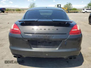 2013 Porsche Panamera GTS z VIN WP0AF2A72DL075085, wystawiony jako Copart lot #55805285 z przebiegiem 71 912 mil mil oraz Szkoda całkowita • Salvage title. Historia ofert i sprzedaży dostępna na DreamBid. Obrazek 6.
