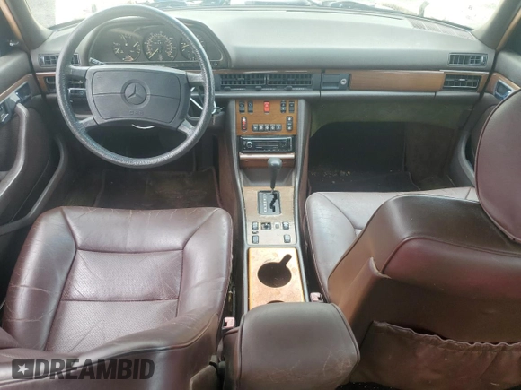 1987 Mercedes-Benz 300 SDL z VIN WDBCB25D8HA344663, wystawiony jako Copart lot #61380085 z przebiegiem 192 685 mil mil oraz Czysty tytuł • Clean title. Historia ofert i sprzedaży dostępna na DreamBid. Obrazek 8.