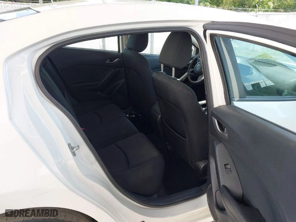 2014 Mazda Mazda3 i Sport with VIN JM1BM1U75E1175758, listed as a IAAI auction lot 40202671 with 172,759 mi miles. Bid and sale history available at carsss.com. Image 8.