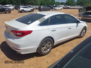 2016 Hyundai Sonata SE with VIN 5NPE24AF5GH434485, listed as a IAAI auction lot 42144259 with 128,368 mi miles and . Bid and sale history available at carsss.com. Image 4.