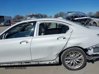 2023 BMW 3 Series 330e xDrive with VIN 3MW39FS0XP8D03304, listed as a IAAI auction lot 41358861 with 33,899 mi miles. Bid and sale history available at carsss.com. Image 19.