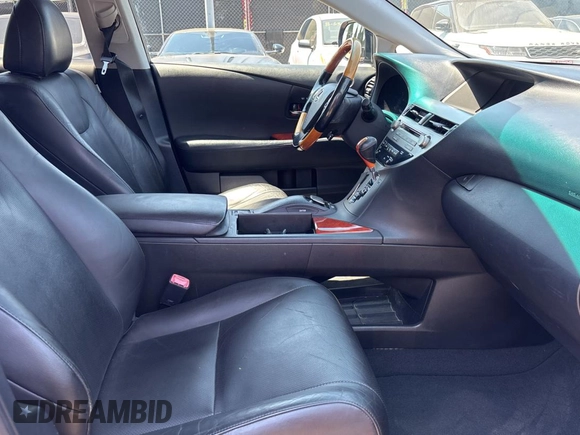 2010 Lexus RX 350 z VIN 2T2ZK1BA8AC009397, wystawiony jako Copart lot #65597465 z przebiegiem 124 103 mil mil oraz Czysty tytuł • Clean title. Historia ofert i sprzedaży dostępna na DreamBid. Obrazek 5.